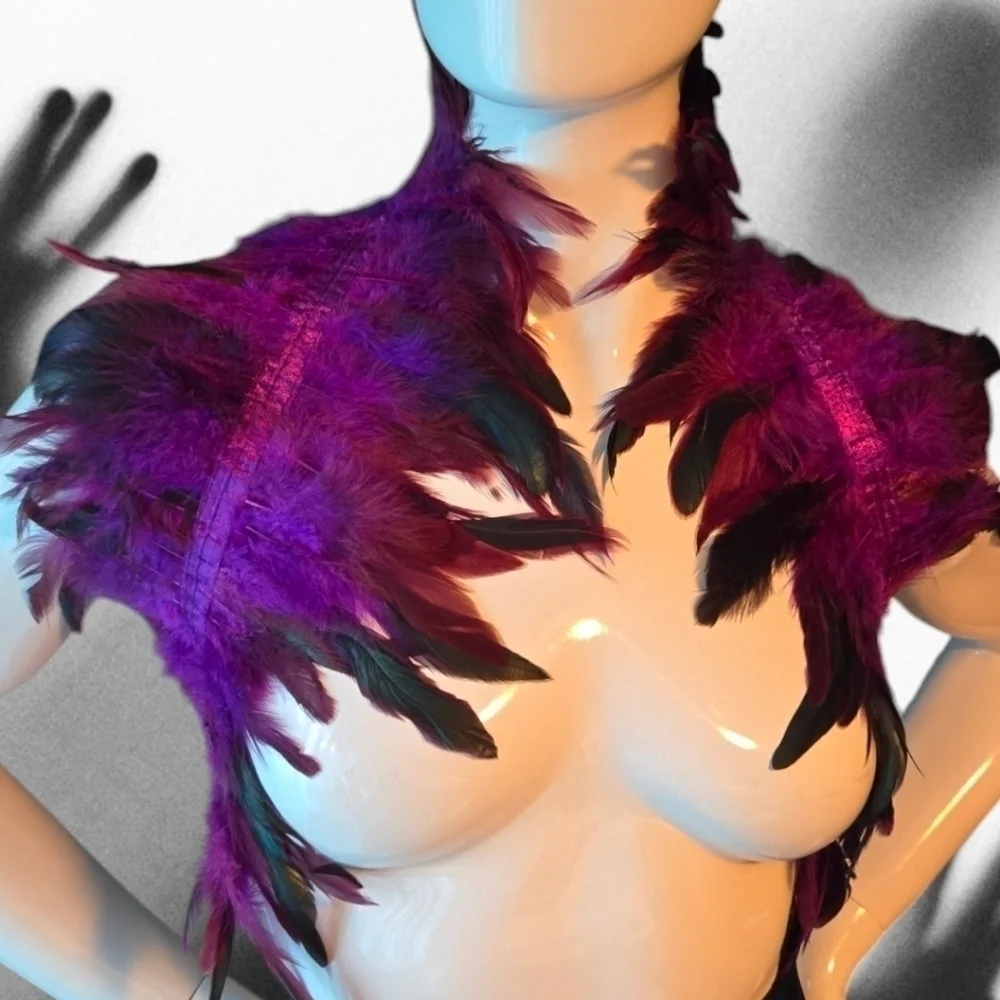 SET !! Gothic Feather Shoulder Wrap w Feather Wrist Wraps PG